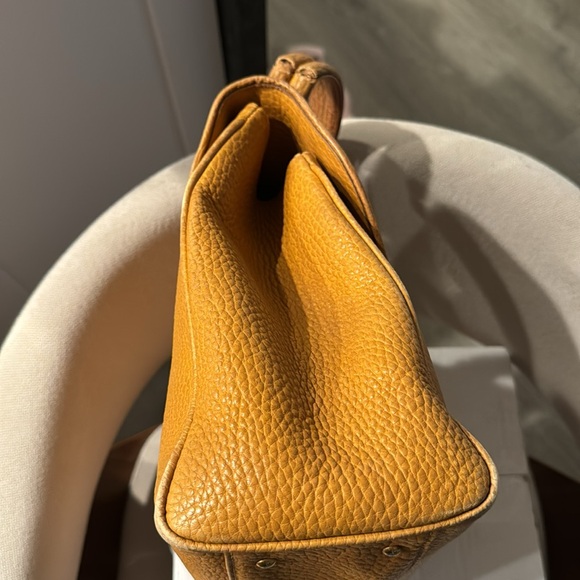 🌺👜 SALE‼️ ❤️🔥VERY VINTAGE AND RARE CELINE LEATHER BAG. 👜👜👜❤️🔥 - Picture 7 of 14